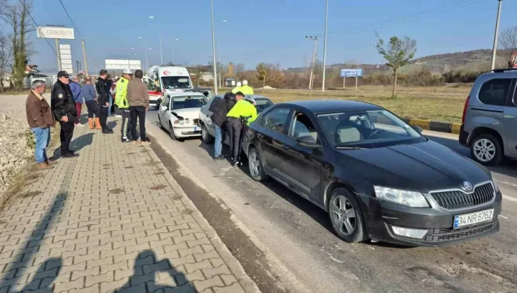 Bartın’da Zincirleme Trafik Kazası: 3 Yaralı